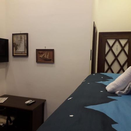 Room Don Carlo Naples Exterior photo
